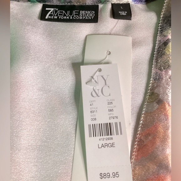 NEW YORK & Co. Colorful Abstract Print Skirt KIMONO - Picture 16 of 16